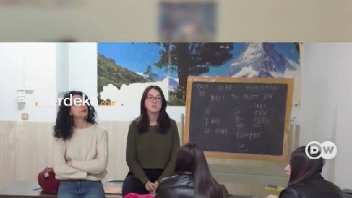 Bokep Viral Indo Italia Perdebatkan Edukasi ngentot ciptakan Anak di Sekolah #Mdkdw26
