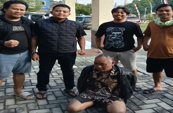 Bokep Viral Indo Kabur dari Pati hingga Jakarta, Predator ngentot Santriwati pada akhirnya Dibekuk di Wonogiri