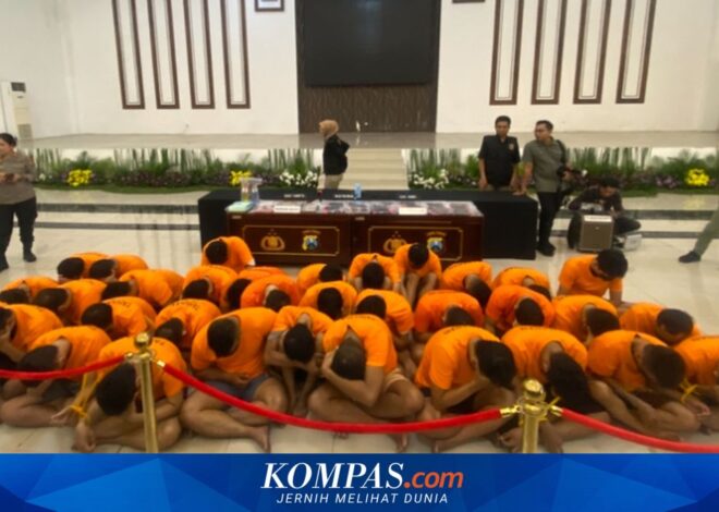Bokep Viral Indo Tersangka operator Ngaku telah 8 Kali Gelar Pesta ngentot Sesama Jenis di Hotel Surabaya