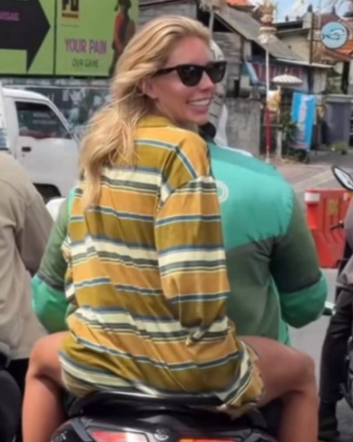 Bokep Viral Indo Polisi Pastikan Video ngentot di Ponsel Aktris gerah Bonnie Blue Bukan Digarap di Bali