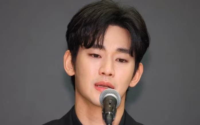 Bokep Viral Indo Aktor Kim Soo-hyun kembali setelah menghilang dikarenakan isu ngentot.