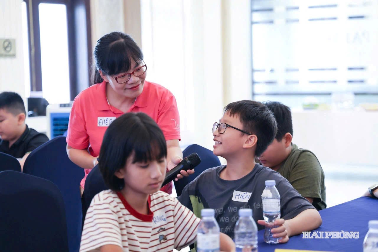 Bokep Viral Indo Yayasan hasilkan Keberanian Vietnam dan Bank Bac A Hai Duong berpartisipasi bagian dalam pendidikan ngentot hasilkan anak-anak.