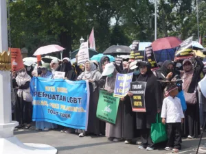 Bokep Viral Indo Masyarakat Bogor langkah Desak Regulasi Anti Penyimpangan ngentot