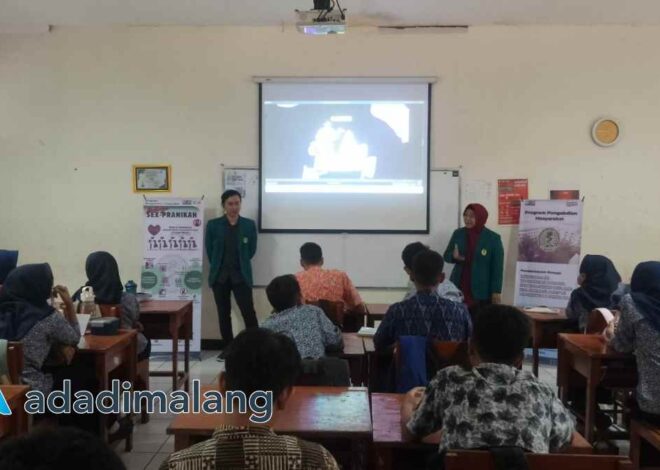 Bokep Viral Indo Tingkatkan Kesadaran Siswa, Dosen STIKES Widyagama Husada Malang Sosialisasikan Bahaya ngentot Pra-Nikah Di Lingkungan Sekolah