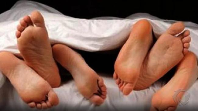 Bokep Viral Indo Pria Usul Taman Sidoarjo ditangani dikarenakan Paksa Threesome Bunda dan Anaknya